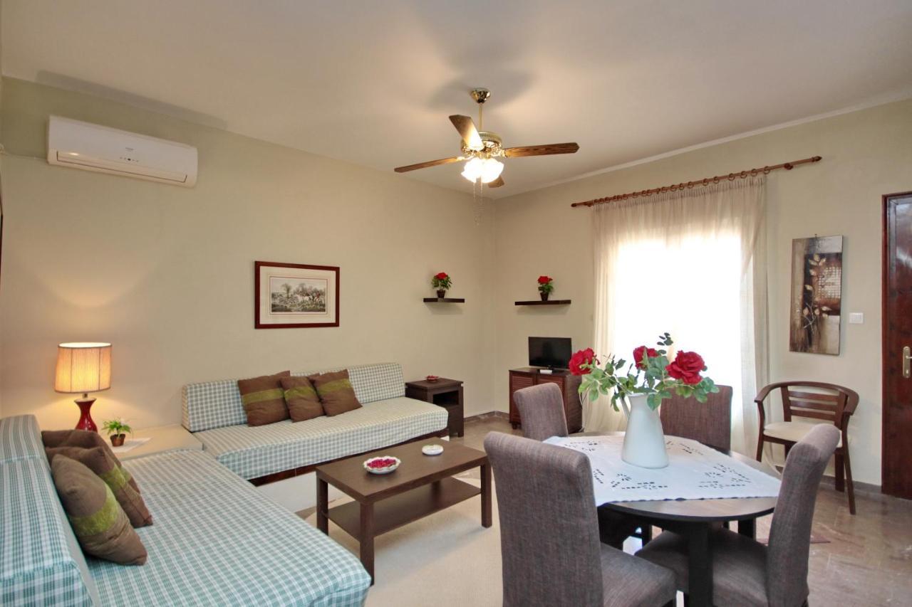 Aloe Luxury Apartments Portokhéli Eksteriør bilde